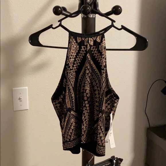 Skirt and crop top set - Picture 2 of 5